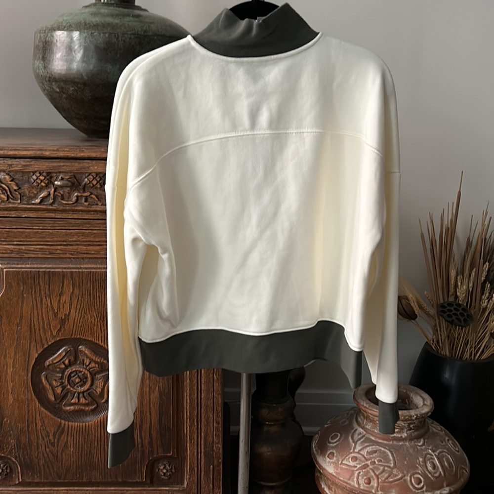 Fabletics Sweatshirt Semi Cropped Pullover Color … - image 2